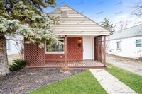 Building Photo - 94 Florence Ave