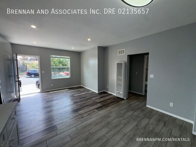 Building Photo - 1742 Kearney Ave
