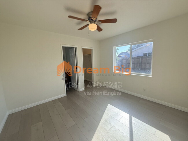 Building Photo - 509 W Lorraine Pl
