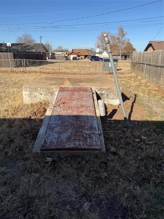 Building Photo - 1115 Asalee St