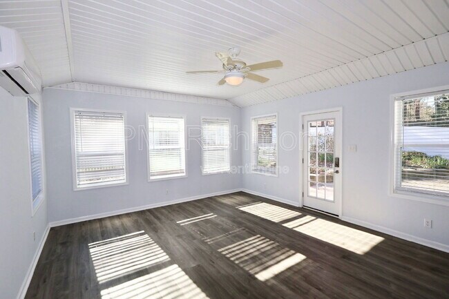 Building Photo - 10307 Redbridge Rd