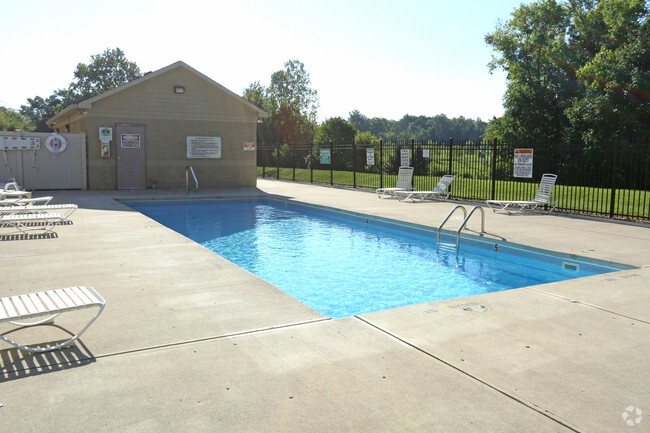 Building Photo - Pinebrook & Library Park Apartments
