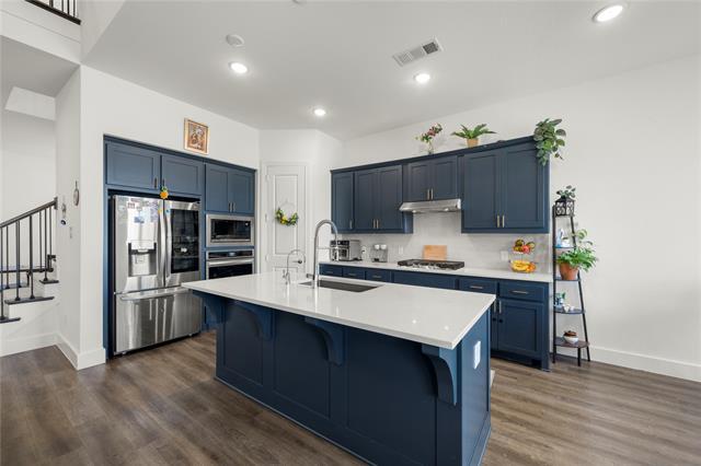 Building Photo - 1128 Superbloom Ave