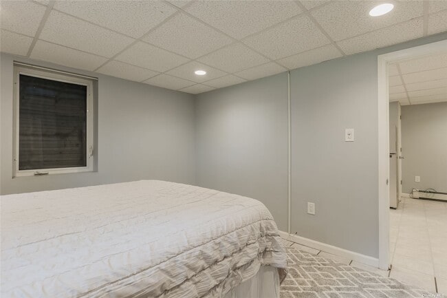 Building Photo - 648 Larkfield Rd