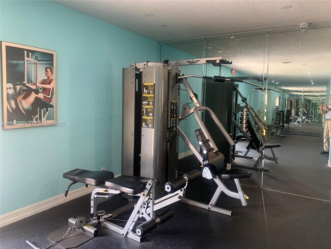 Building Photo - 17901 NW 68th Ave