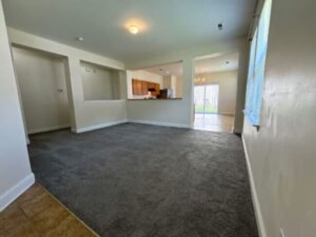 Building Photo - Foxbank Charm Awaits