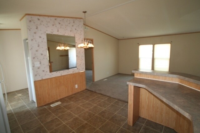 Building Photo - 110 White Oak Dr