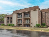 Building Photo - 1859 Poplar Woods Cir W