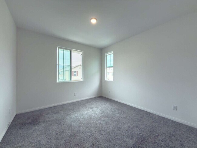 Building Photo - Spacious 4-Bed, 3-Bath Retreat on Malalenca Road in the Harvest Subdivision!