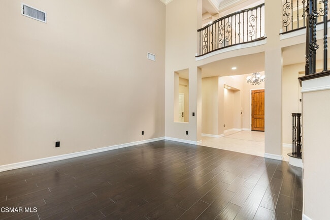 Building Photo - 504 Rustic Hills Dr