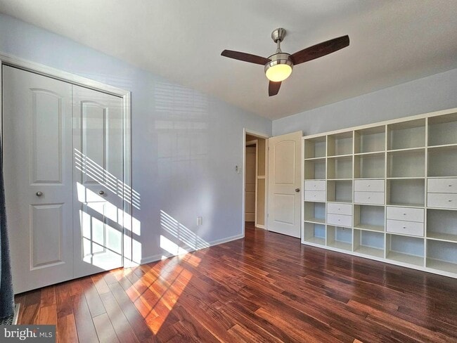 Building Photo - 11930 Cotton Mill Dr