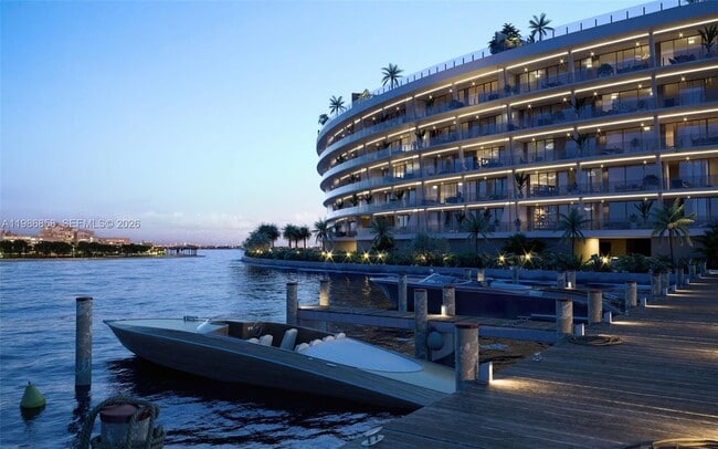 Building Photo - 5 Grove Isle Dr
