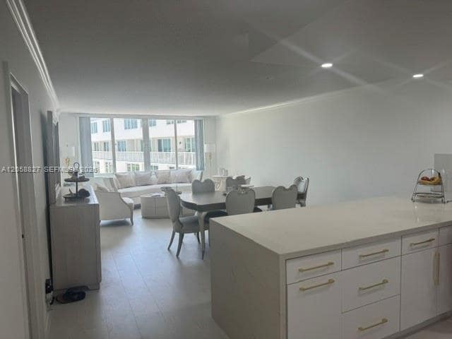 Building Photo - 5401 Collins Ave