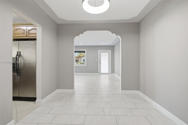 Building Photo - 2120 SW 16th St