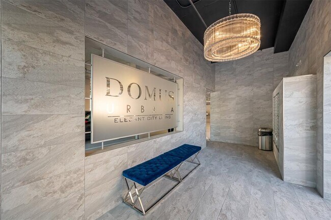 Building Photo - 644 3rd Ave S