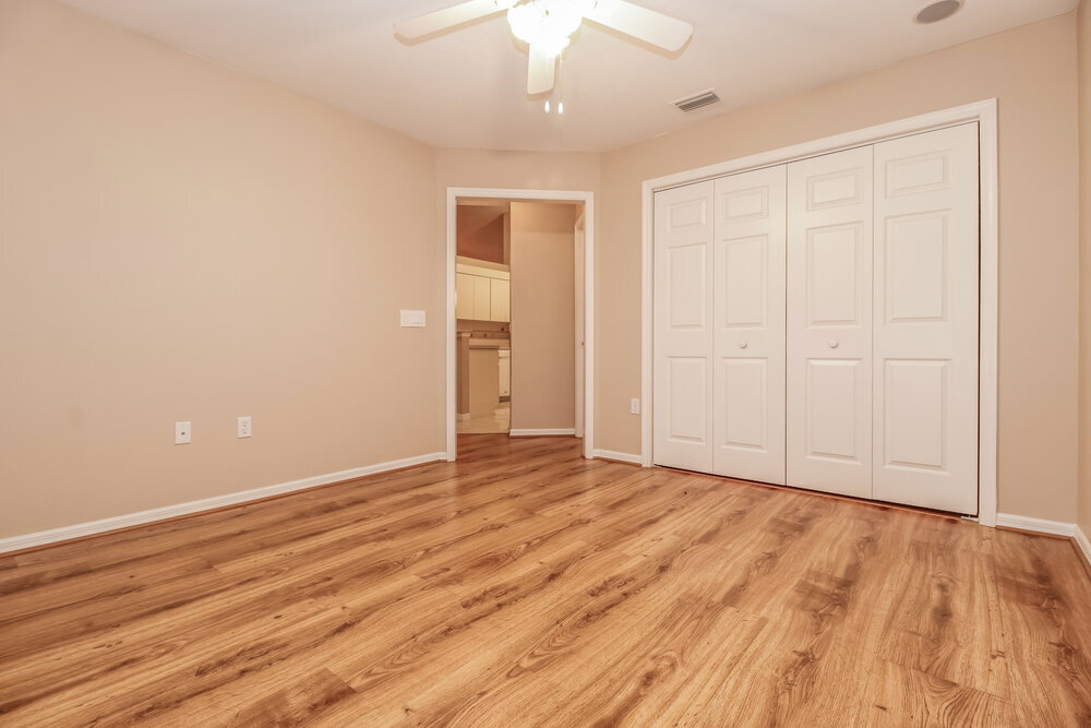 Building Photo - 9142 Buena Mesa Dr