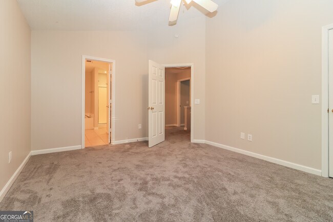 Building Photo - 2988 Porsche Pl