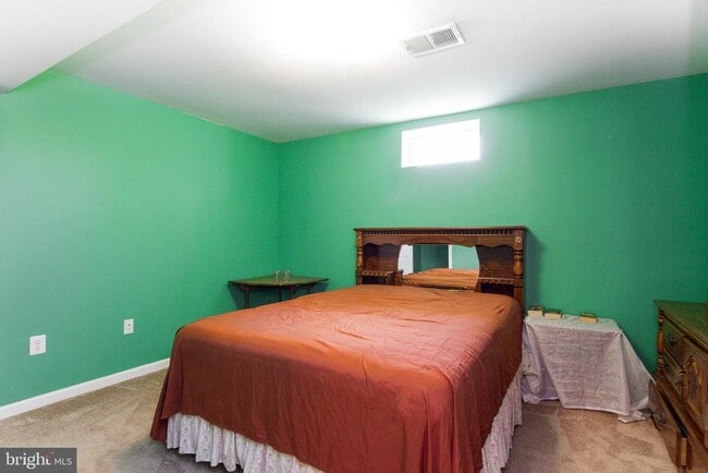 Building Photo - 46 Bismark Dr