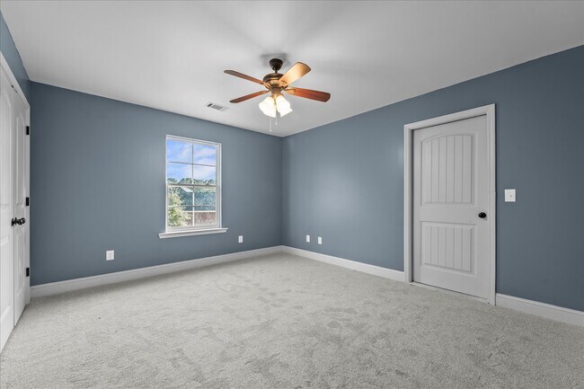 Building Photo - 2712 Big Dog Tr