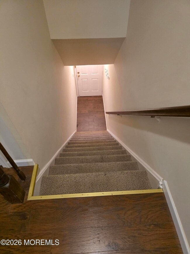 Building Photo - 5 Claridge Ct