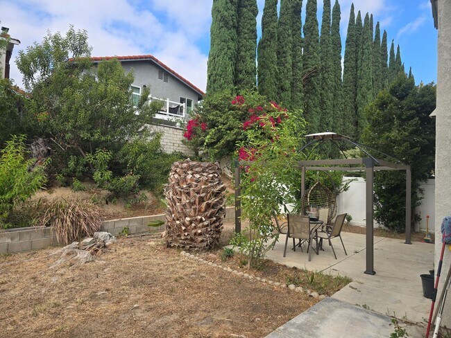 Building Photo - 4557 Feather River Rd