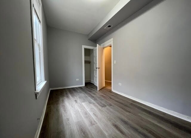 Building Photo - 2108 N Keeler Ave