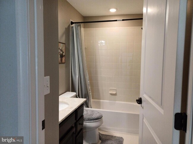Building Photo - 25501 Emerson Oaks Dr