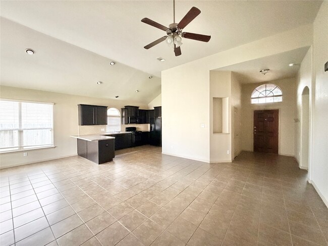 Building Photo - 25410 Saddlebrook Champion Way