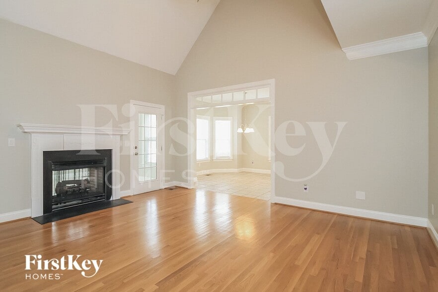 Building Photo - 4726 Farm Bell Ct