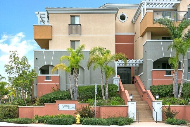 Building Photo - 3857 Pell Plz