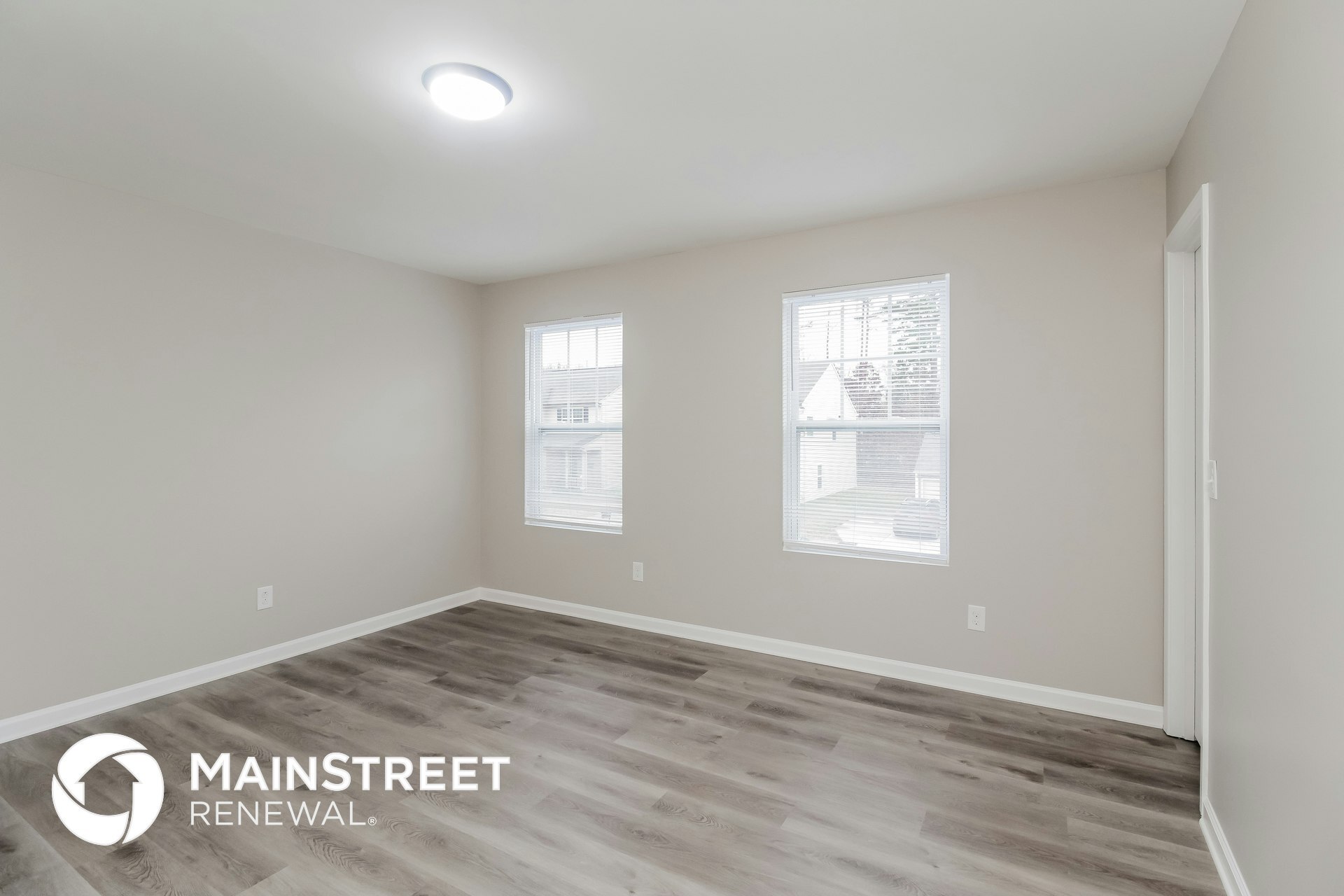 Building Photo - 347 Cornielle Ln