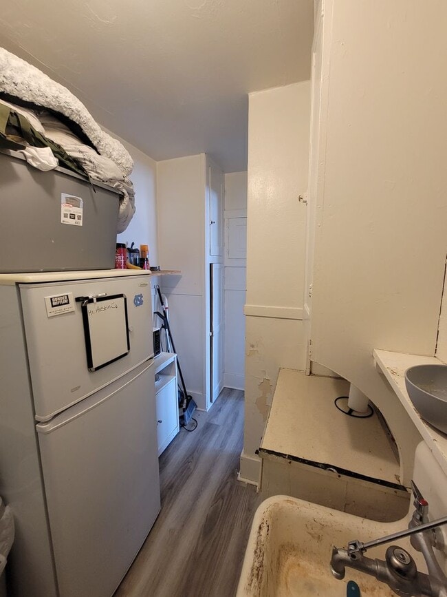 Building Photo - 2216 Merner Ave