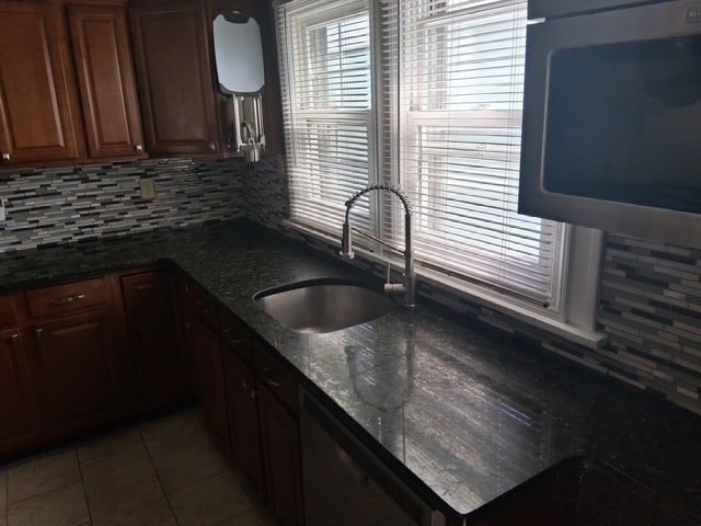 Kitchen - 624 Providence St