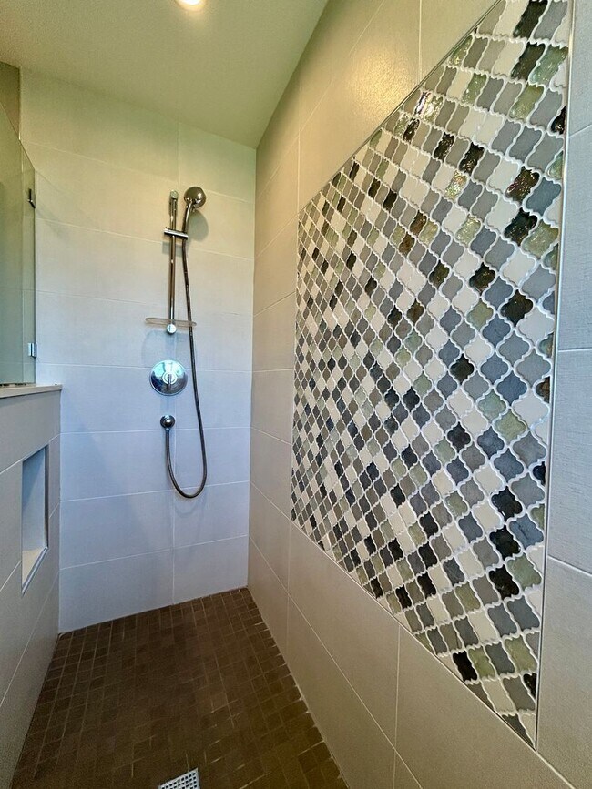 Building Photo - Modern Oasis with Pool and prime Almaden L...