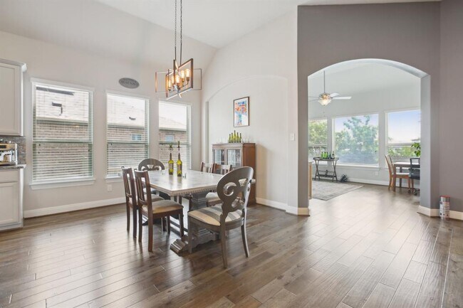 Building Photo - 5837 Toscana Trace