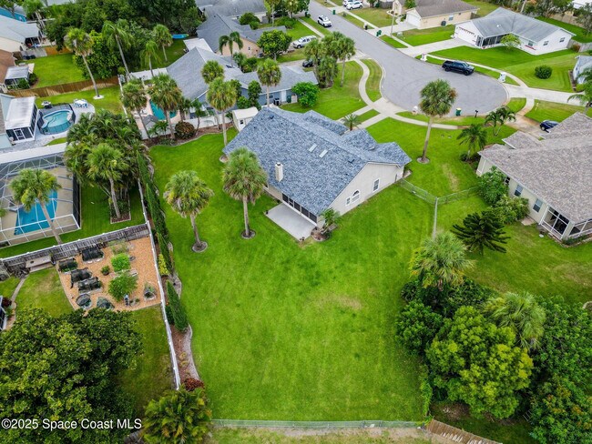 Building Photo - 475 Buttonwood Dr
