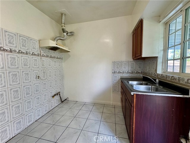 Building Photo - 14522 Demblon St