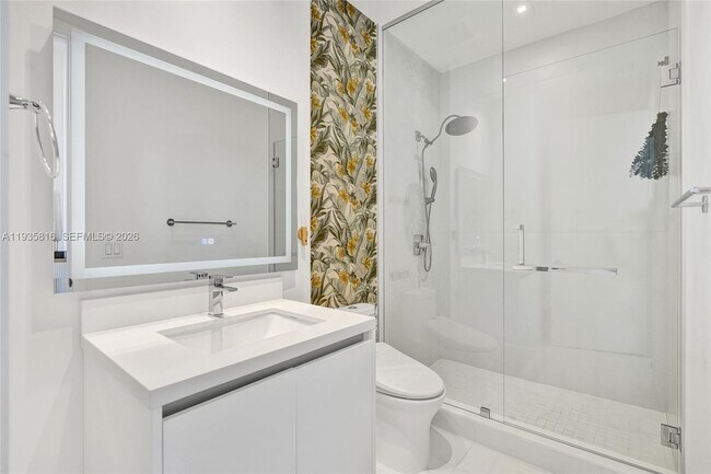 Building Photo - 1030 15th St