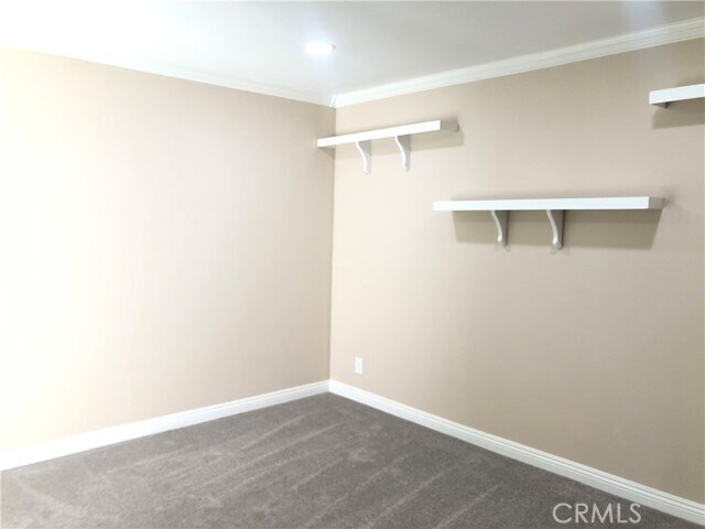 Building Photo - 552 N Bellflower Blvd