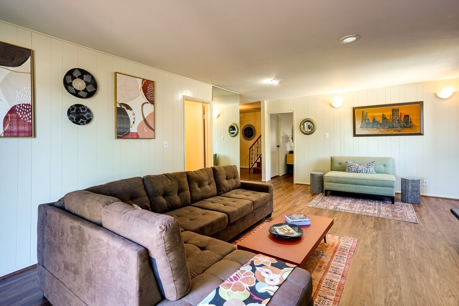 Building Photo - 542 Sheridan St