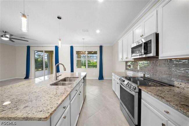 Building Photo - 3697 E Hampton Cir