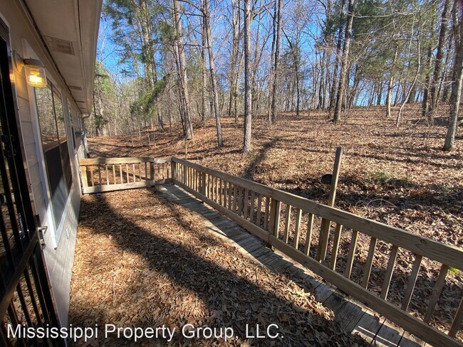 Building Photo - 3 br, 2 bath House - 350 Christman Drive