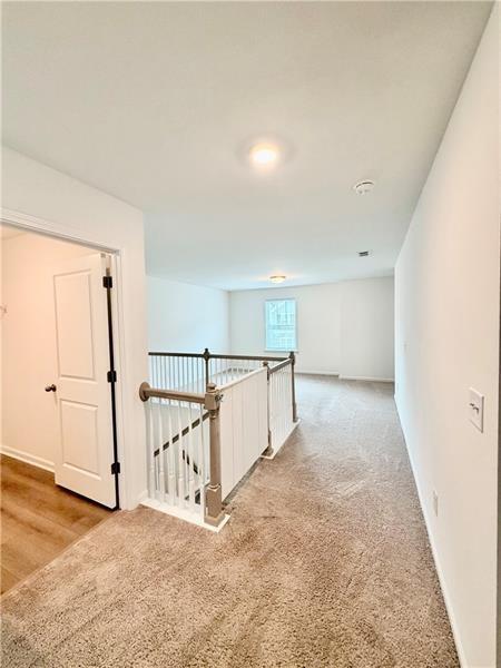 Building Photo - 215 Foxhill Dr