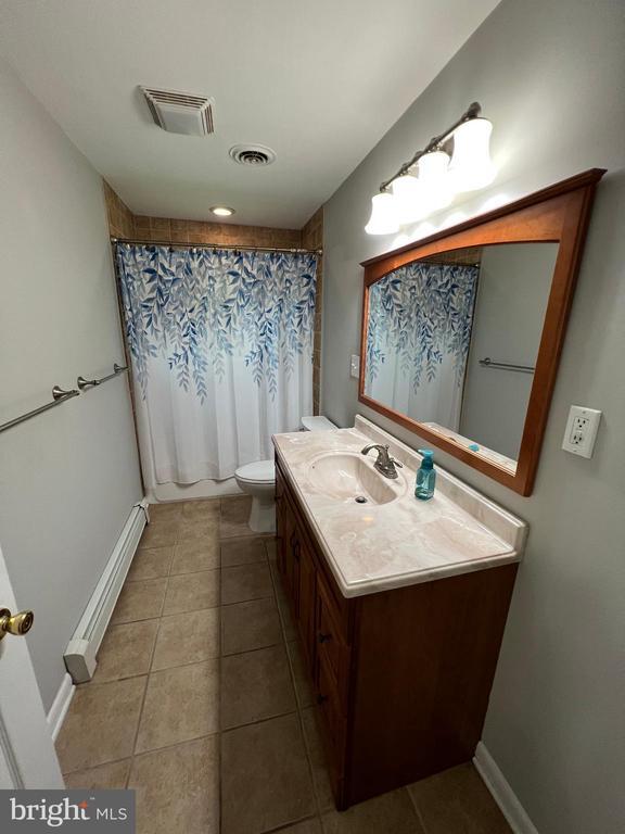 Building Photo - 800 Severn Dr