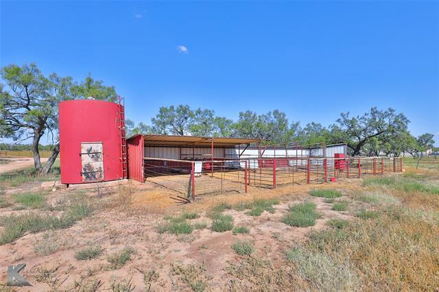 Building Photo - 8456 Spinks Rd