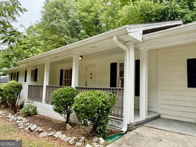 Building Photo - 252 Harmony Grove Rd