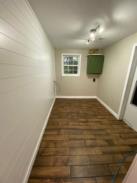 Building Photo - 311 Chapel Dr