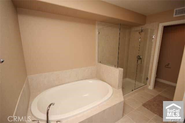 Building Photo - 34075 Silver Lantern St