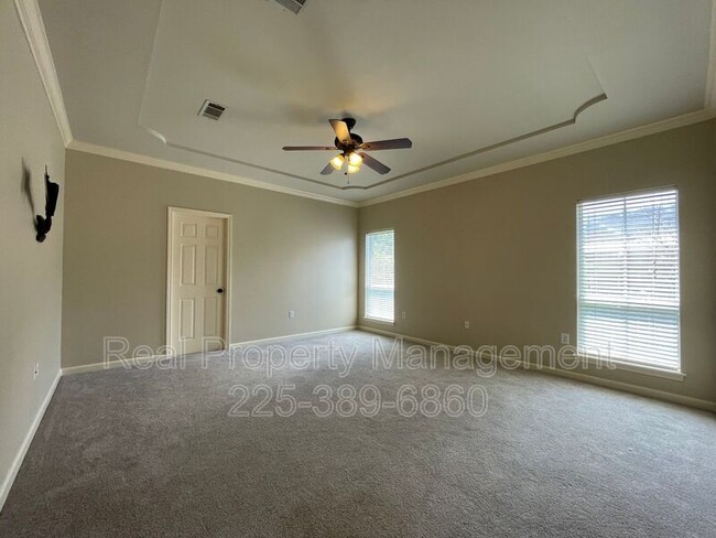 Building Photo - 13263 Quail Meadow Dr