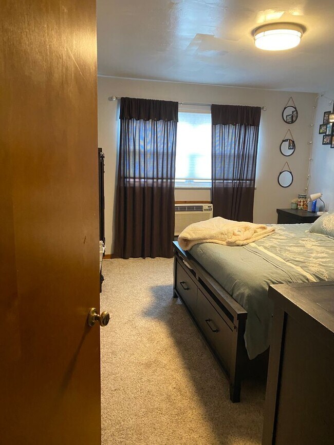 Building Photo - 5128 Keystone St